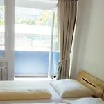 Hotel Ft *